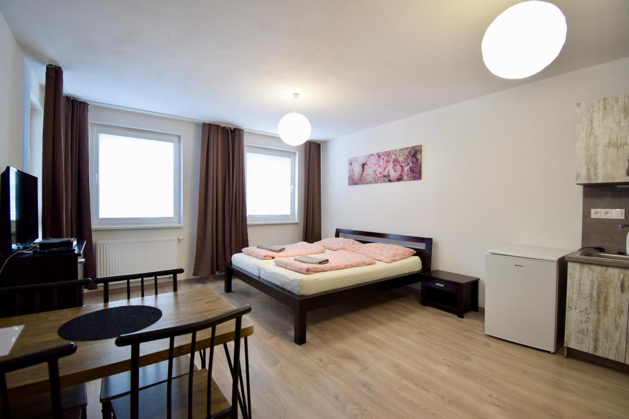 Apartman Zlatovska 22B Trenčín 外观 照片